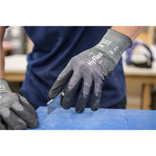 Ansell HyFlex 11 531 Light Duty Gloves